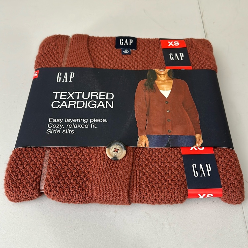 GAP Women’s Textured Cardigan (XS)